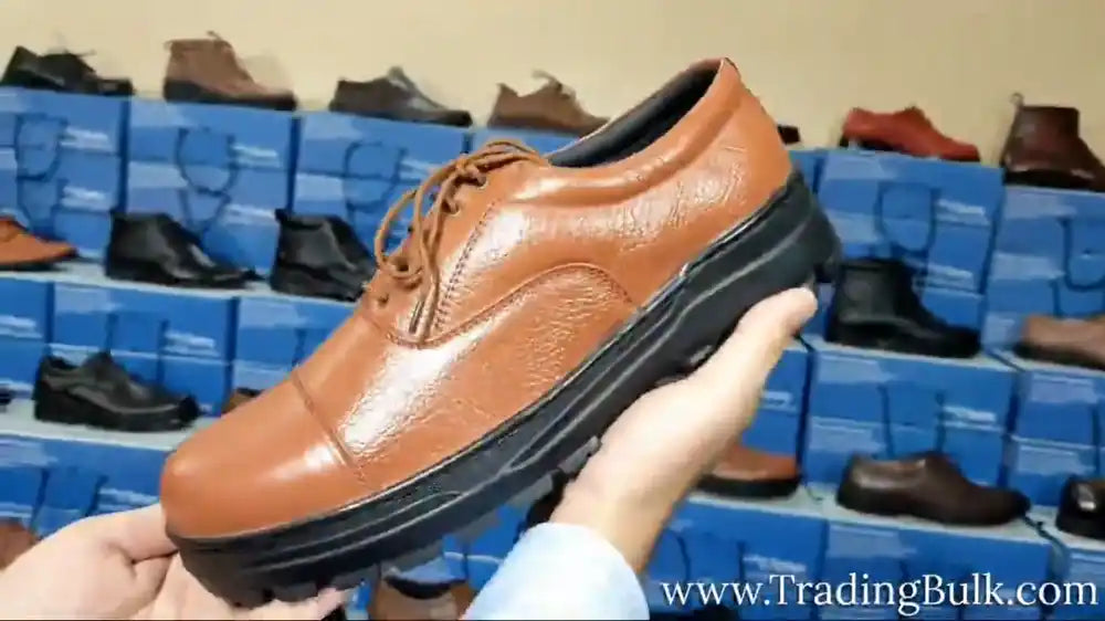 Load video: Leather Footwear Wholesaler in India